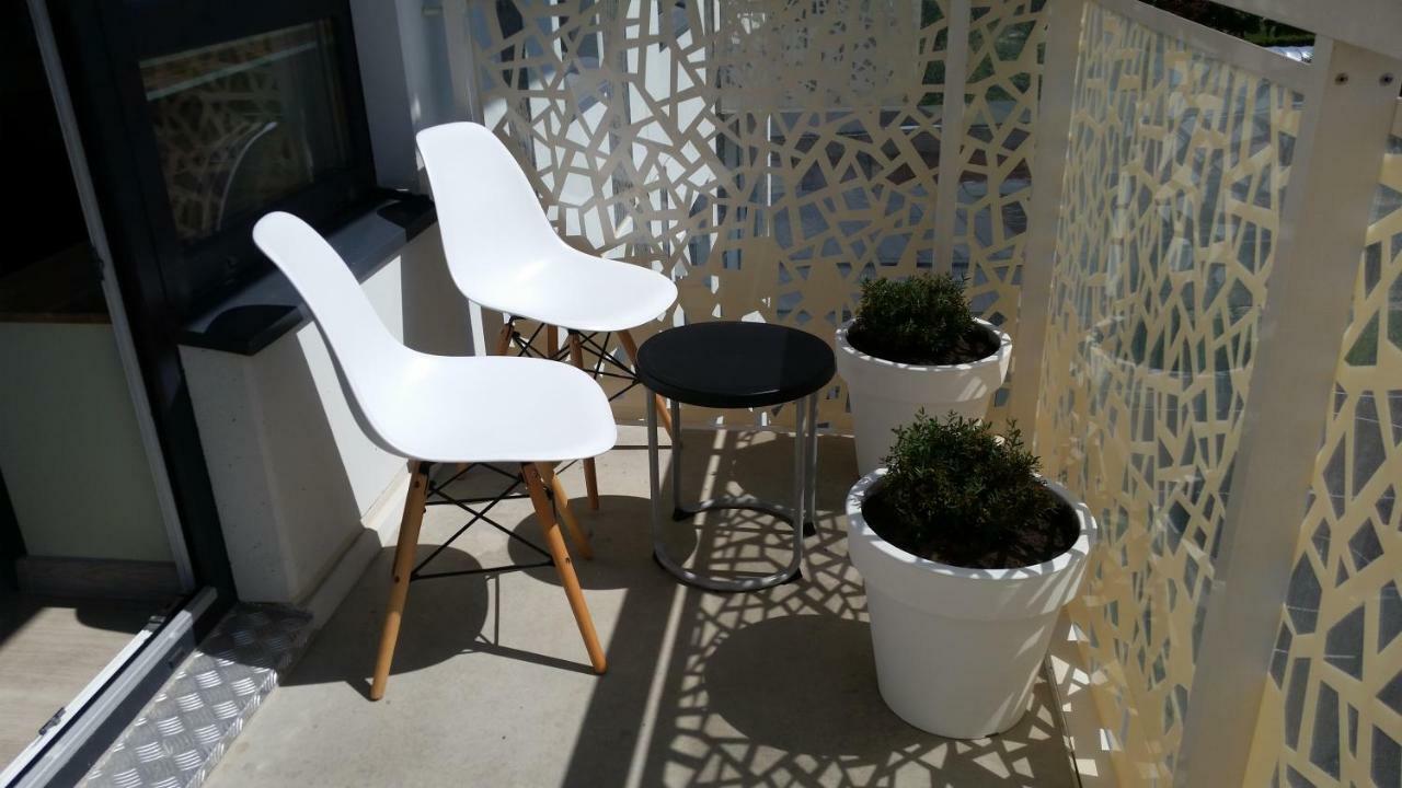 Eva Apartment Вильнюс Экстерьер фото